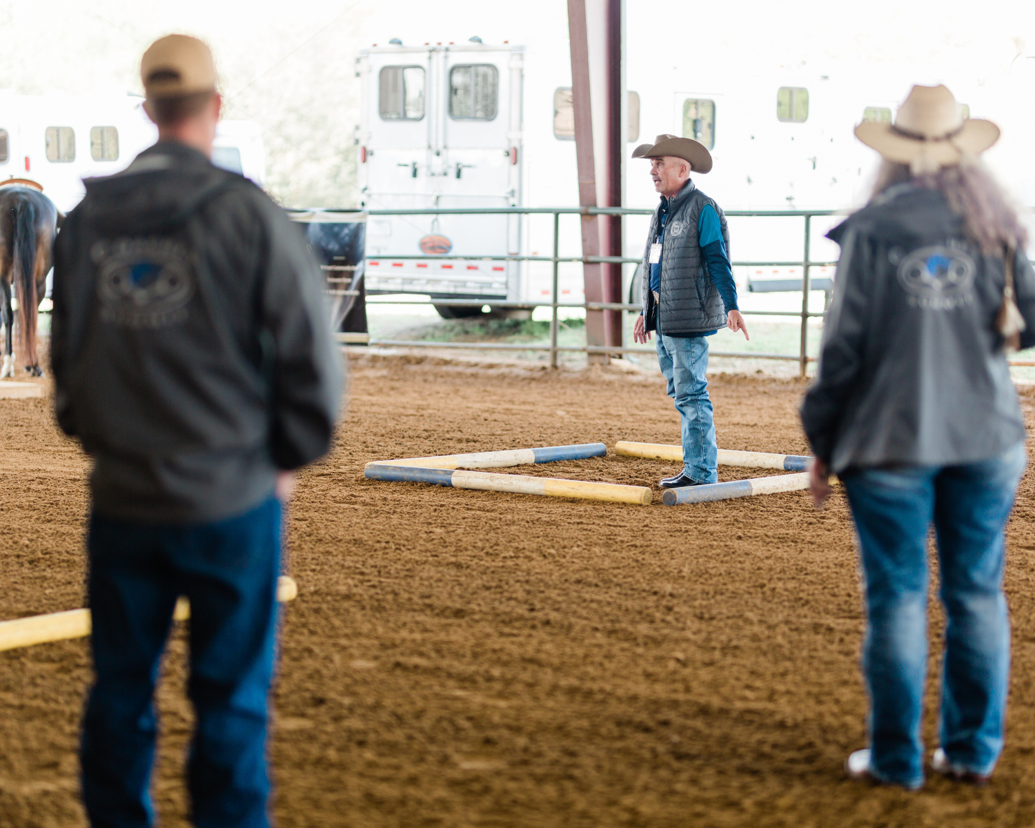 Professional horseman Stephen Stephens instructs attendees at the 2019 Coaches Summit.